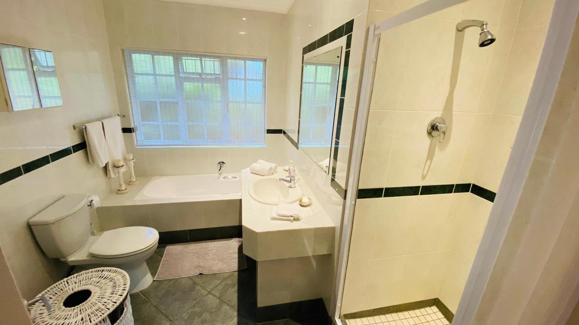 Bicycle Lodge Apartment توكاي المظهر الخارجي الصورة